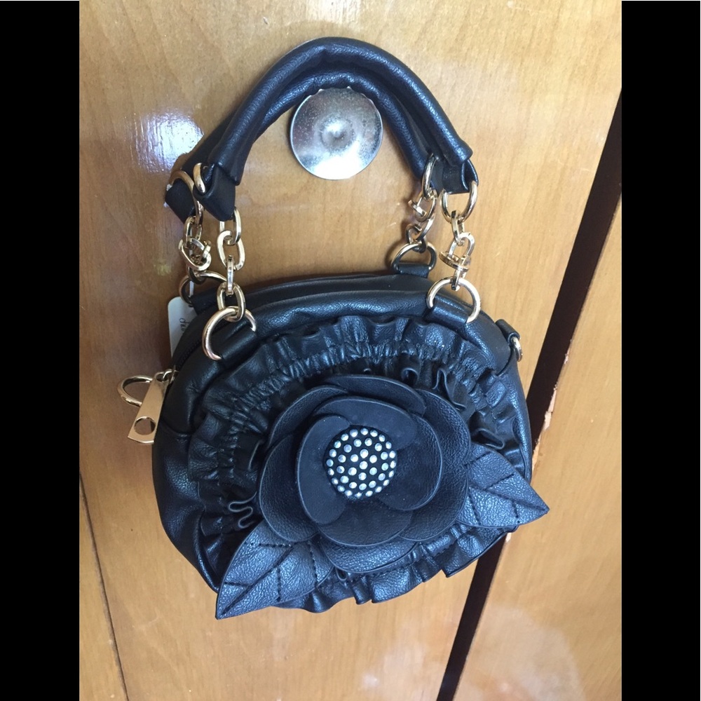 Adorable small black floral bag Charming Charlie
